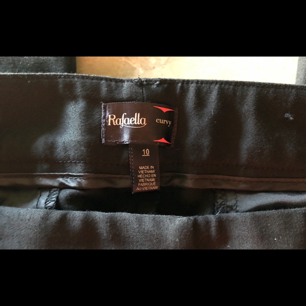 Rafaella Like-New Deep Black Cropped Dress Pants